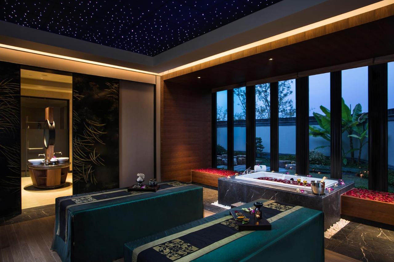 Отель Banyan Tree Anji Хучжоу Экстерьер фото