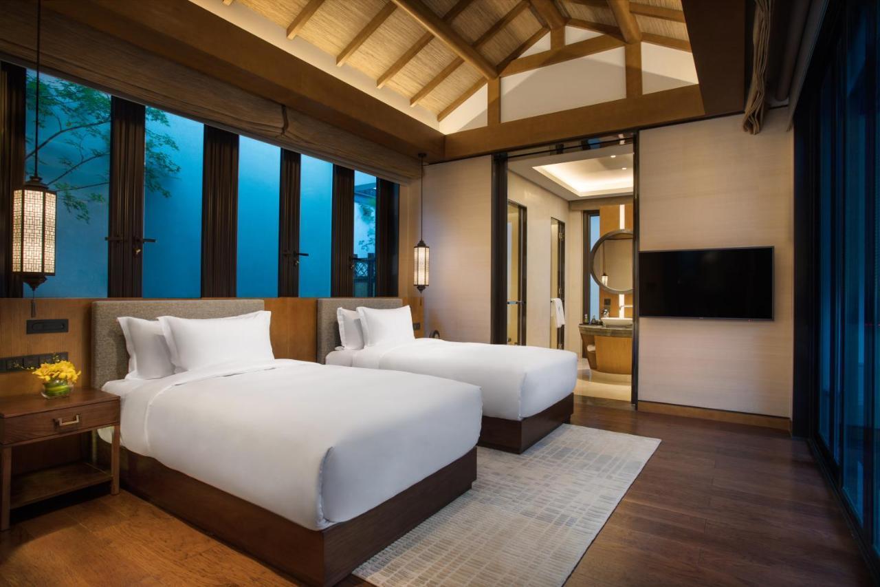 Отель Banyan Tree Anji Хучжоу Экстерьер фото
