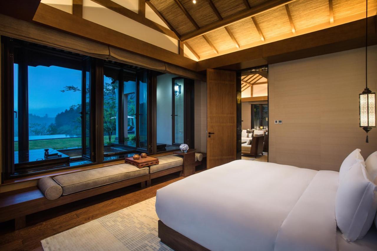 Отель Banyan Tree Anji Хучжоу Экстерьер фото